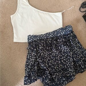 Floral Navy Women's Shorts